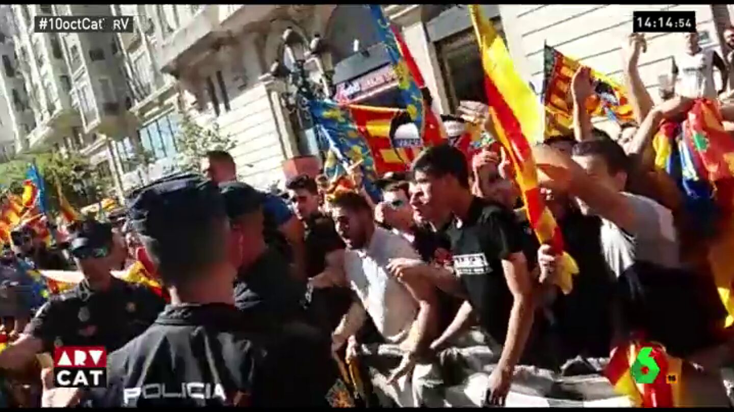 Abucheos a Oltra y Rib&oacute;
