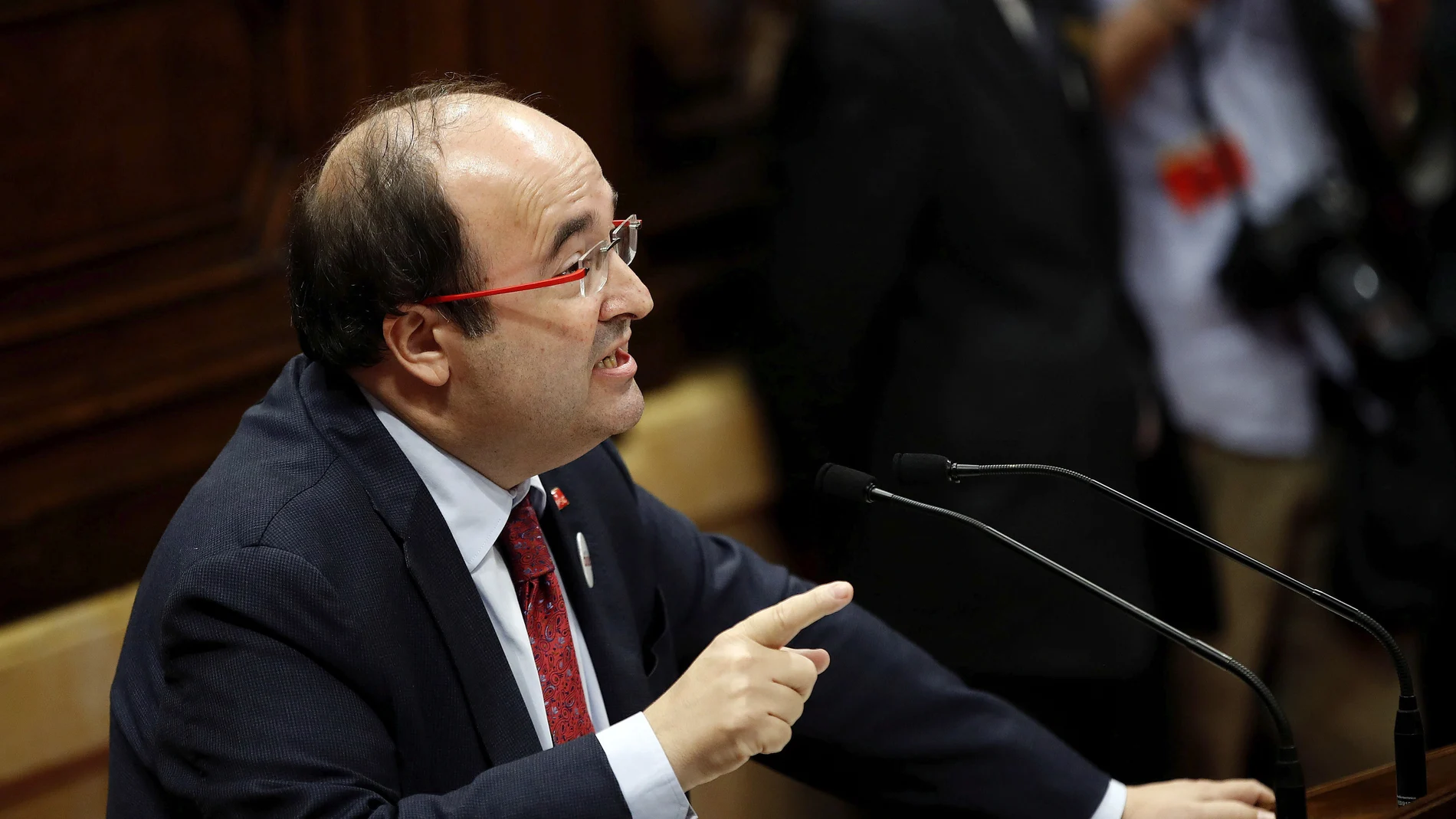 El Secretario General de los socialistas catalanes Miquel Iceta, durante su comparecencia en el Parlament 