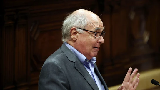 El líder del CSQEP, Lluís Rabell, durante su intervención tras la declaración del presidente Carles Puigdemont El líder del CSQEP, Lluís Rabell, durante su intervención tras la declaración del presidente Carles Puigdemont