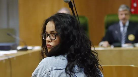 La activista de Femen que arrojó un ejemplar de la Constitución a Fernández Díaz La activista de Femen que arrojó un ejemplar de la Constitución a Fernández Díaz