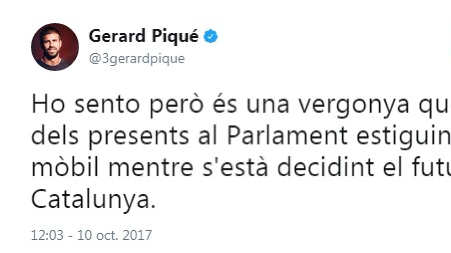 Piqu&eacute;, molesto con la actitud de los pol&iacute;ticos del Parlament durante la comparecencia de Puigdemont