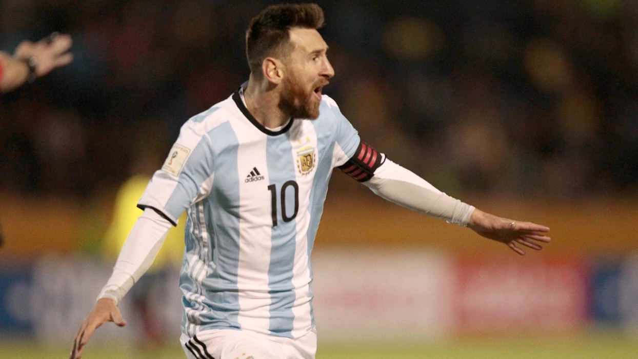 Leo Messi en el partido de Argentina contra Ecuador