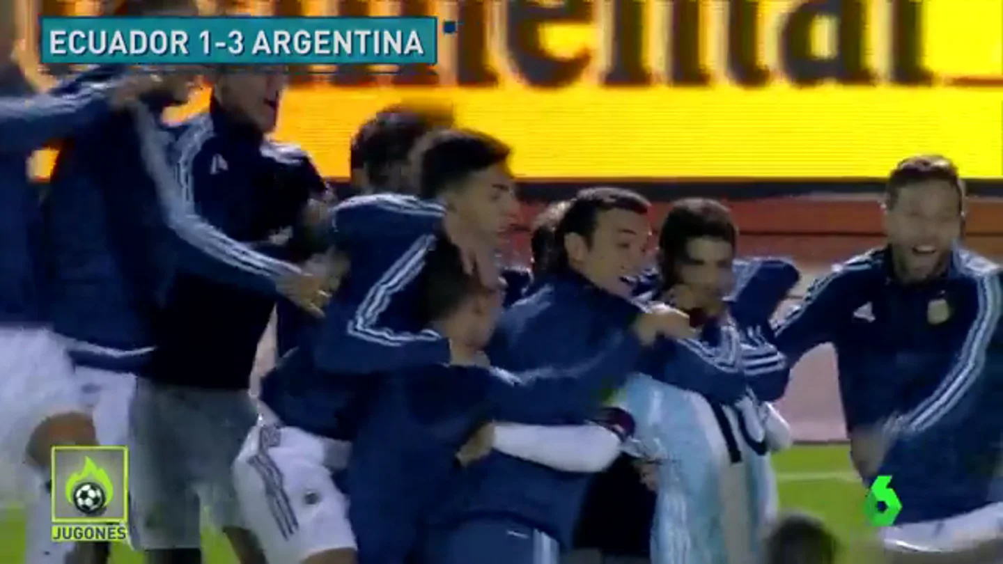 MESSI SE PONE ARGENTINA A LAS ESPALDAS MESSI SE PONE ARGENTINA A LAS ESPALDAS