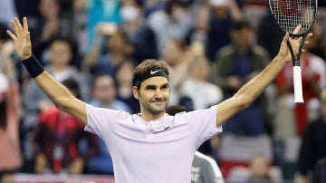 Federer celebra la victoria contra Del Potro