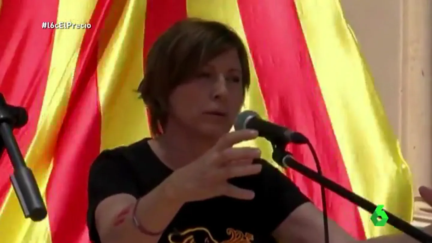 Así cargaba Forcadell contra los 'falsos independentistas': "Son los comprados. Éstos que parecen de los nuestros" Así cargaba Forcadell contra los 'falsos independentistas': "Son los comprados. Éstos que parecen de los nuestros"