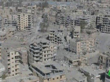 Un dron muestra la devastación en Raqqa, la ciudad que fue bastión del ISIS en Siria Un dron muestra la devastación en Raqqa, la ciudad que fue bastión del ISIS en Siria