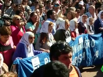 Argentina en vilo por si la autopsia dice que el cadáver corresponde a Santiago Maldonado Argentina en vilo por si la autopsia dice que el cadáver corresponde a Santiago Maldonado