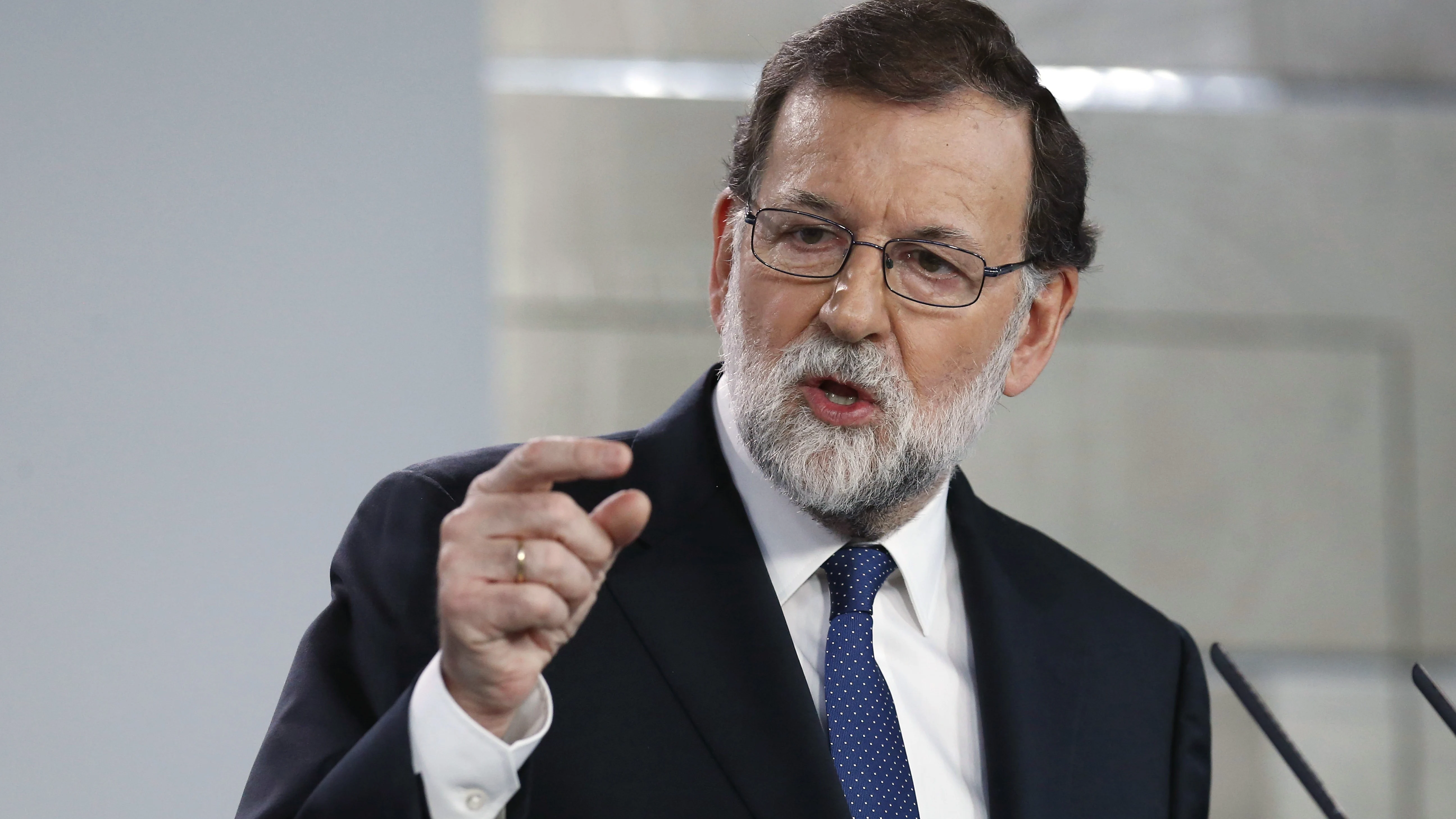 El presidente del gobierno Mariano Rajoy compareció para explicar la aplicación del Artículo 155 de la Costitución El presidente del gobierno Mariano Rajoy compareció para explicar la aplicación del Artículo 155 de la Costitución