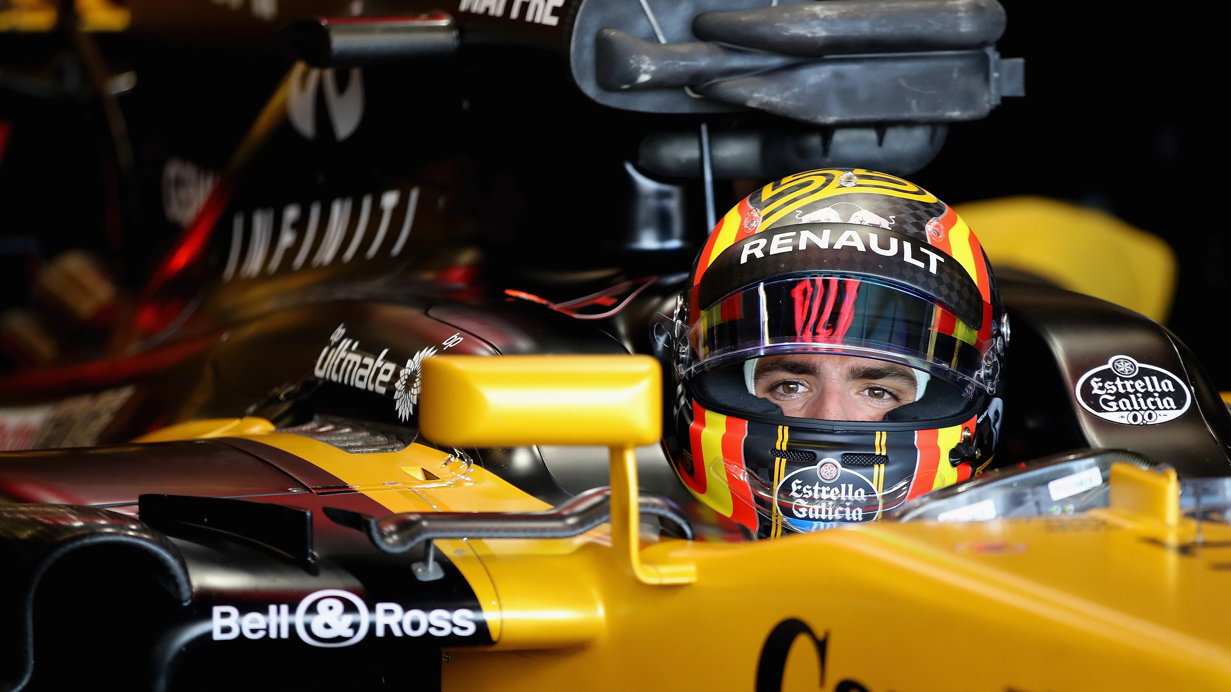 Carlos Sainz, a bordo del Renault