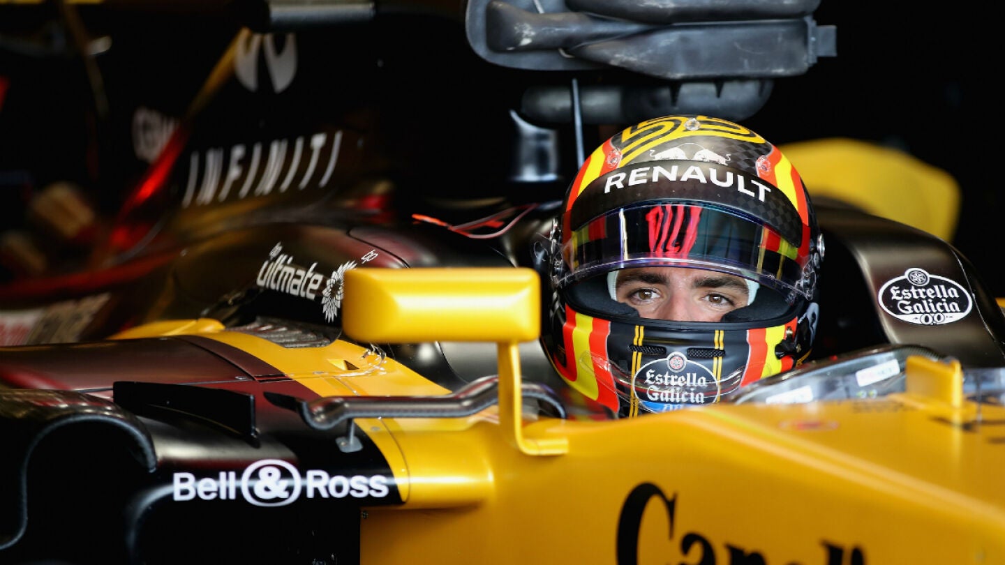 Carlos Sainz, a bordo del Renault