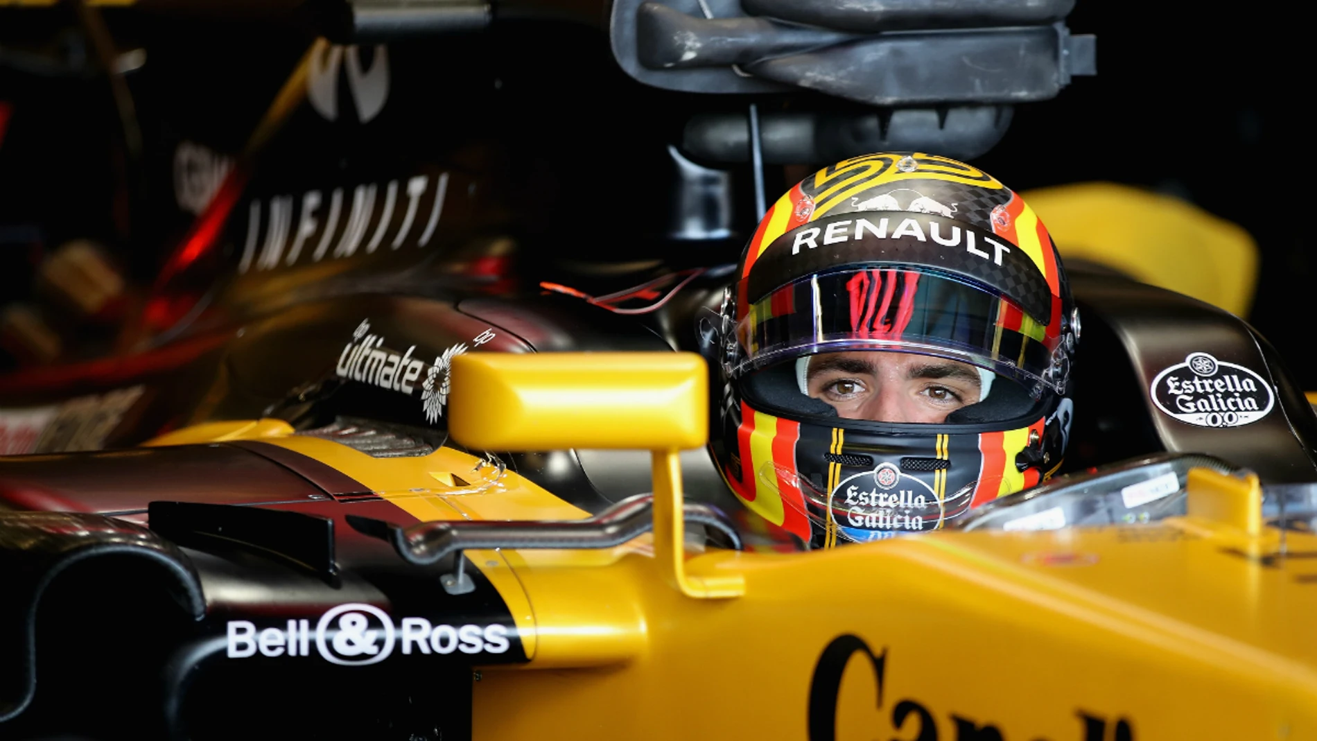 Carlos Sainz, a bordo del Renault