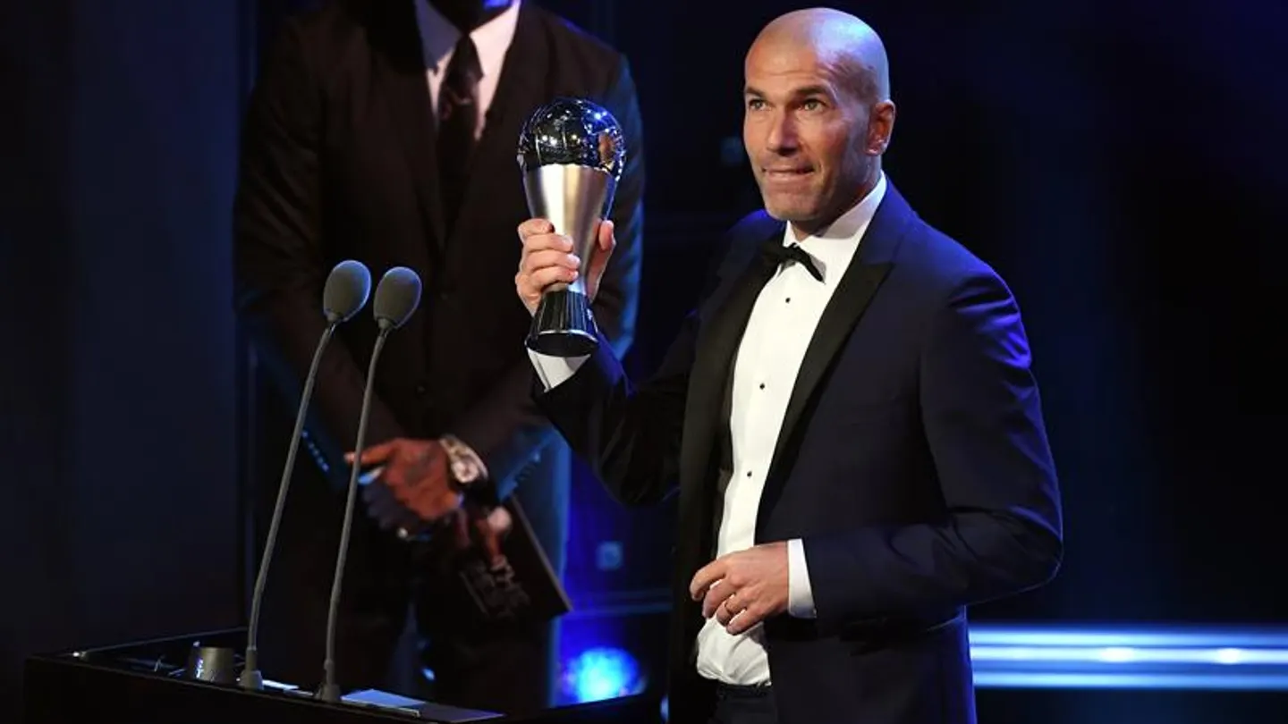 Zidane, galardonado con el premio 'The Best' Zidane, galardonado con el premio 'The Best'