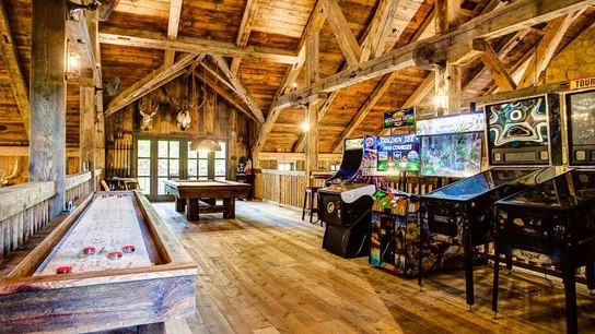 Interior de una de las instalaciones del Rancho Ox Interior de una de las instalaciones del Rancho Ox