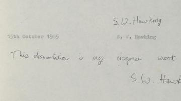 Stephen Hawking autoriza acceso libre a su tesis doctoral, de 1966