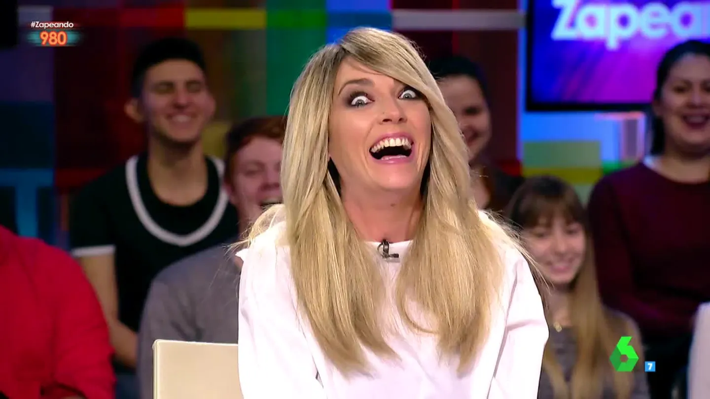 Anna Simon regresa a Zapeando tras su "enfermedad diabólica" Anna Simon regresa a Zapeando tras su "enfermedad diabólica"