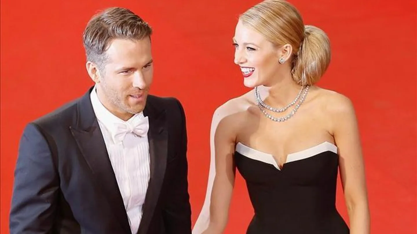 El actor Ryan Reynolds y su esposa, Blake Lively El actor Ryan Reynolds y su esposa, Blake Lively