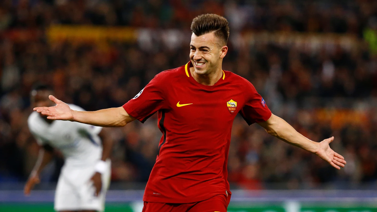 El Shaarawy celebra uno de sus goles ante el Chelsea El Shaarawy celebra uno de sus goles ante el Chelsea