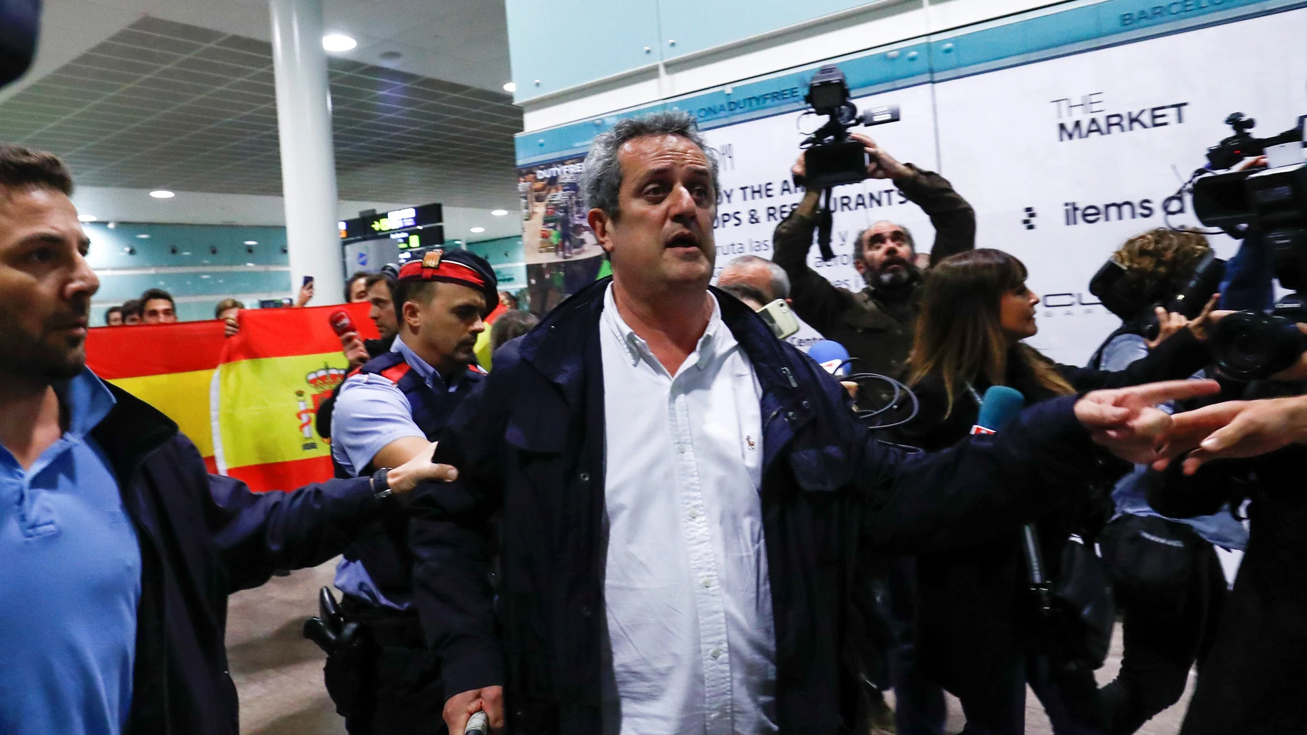 Joaquim Forn a su llegada al Aeropuerto de El Prat