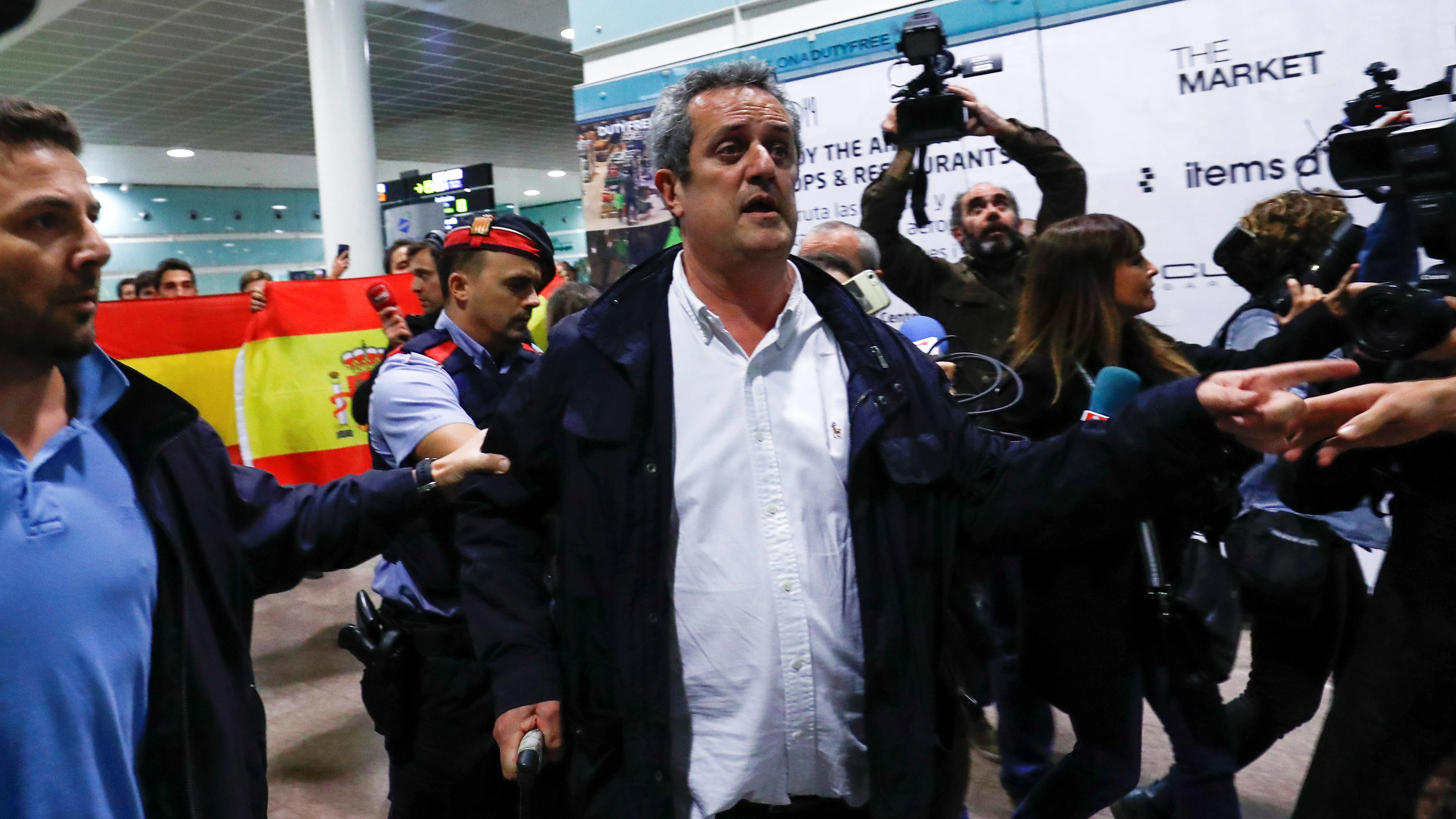 Joaquim Forn a su llegada al Aeropuerto de El Prat