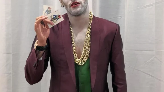Neymar, disfrazado de 'Joker' en la noche de Halloween Neymar, disfrazado de 'Joker' en la noche de Halloween