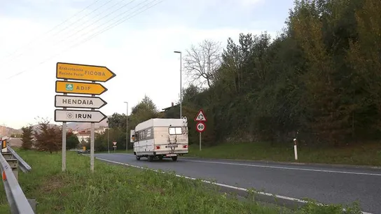 Vista de la carretera donde fue hallada la mujer Vista de la carretera donde fue hallada la mujer