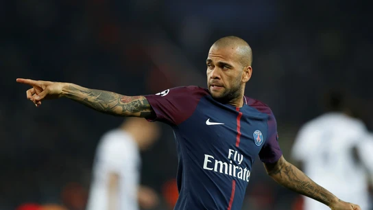 Dani Alves, en un partido con el PSG Dani Alves, en un partido con el PSG