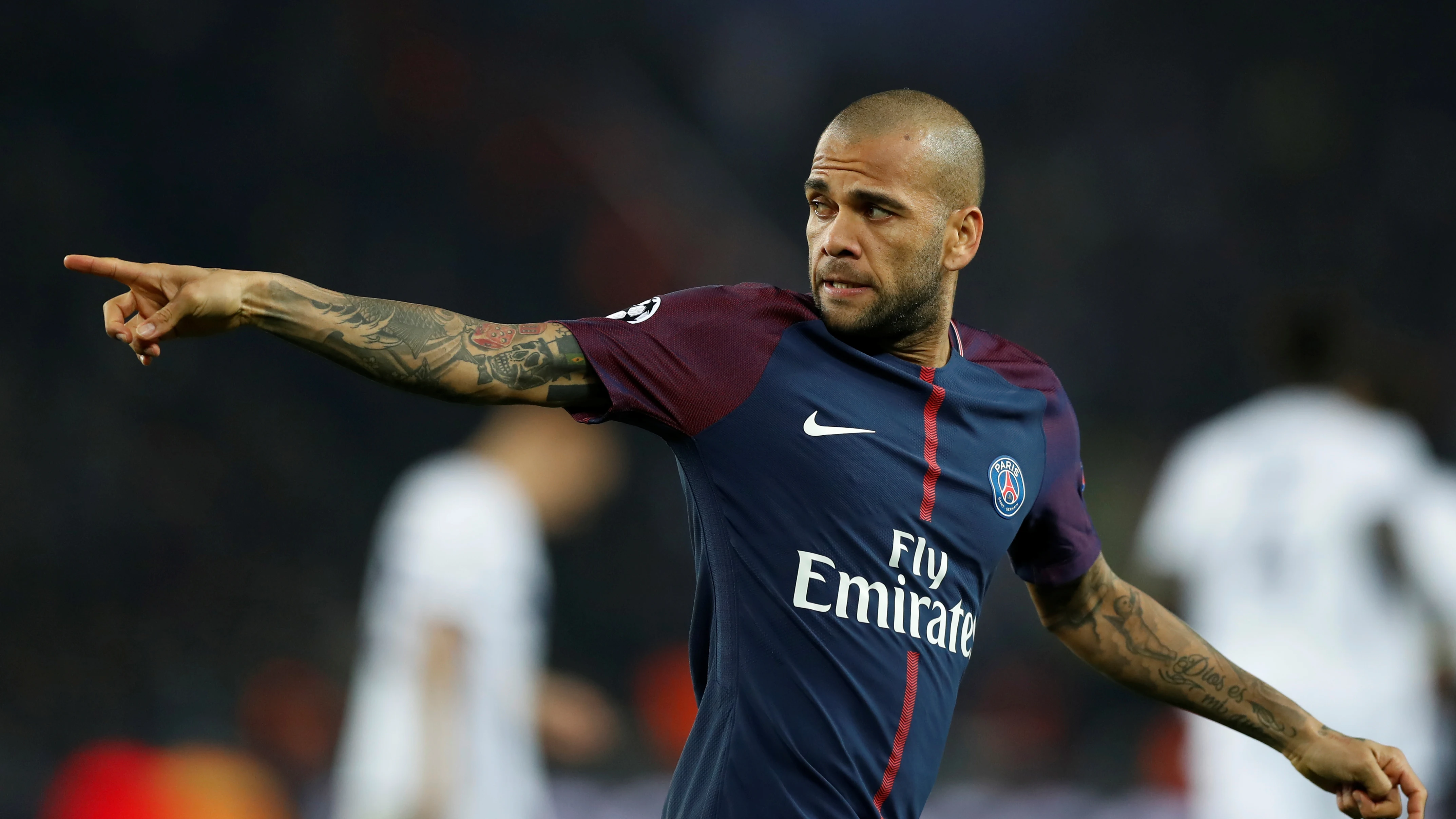 Dani Alves, en un partido con el PSG