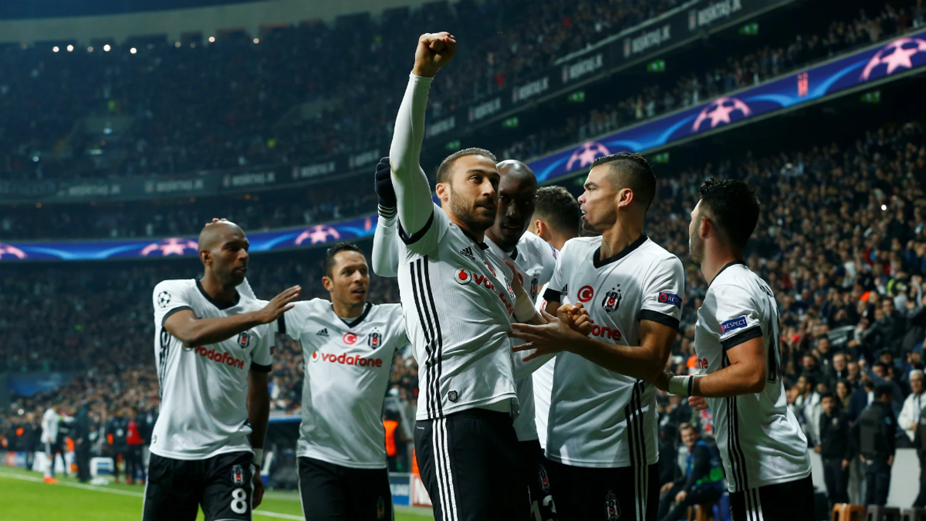 El Besiktas celebra un gol