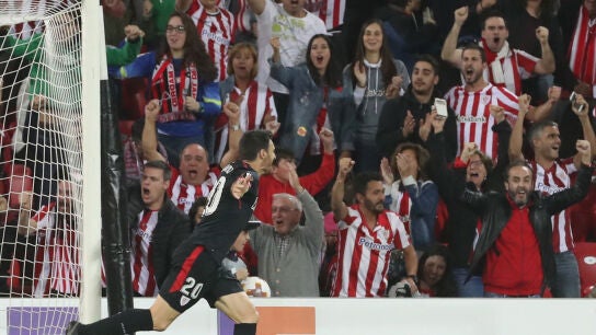 Aduriz celebra su gol contra el Ostersunds
