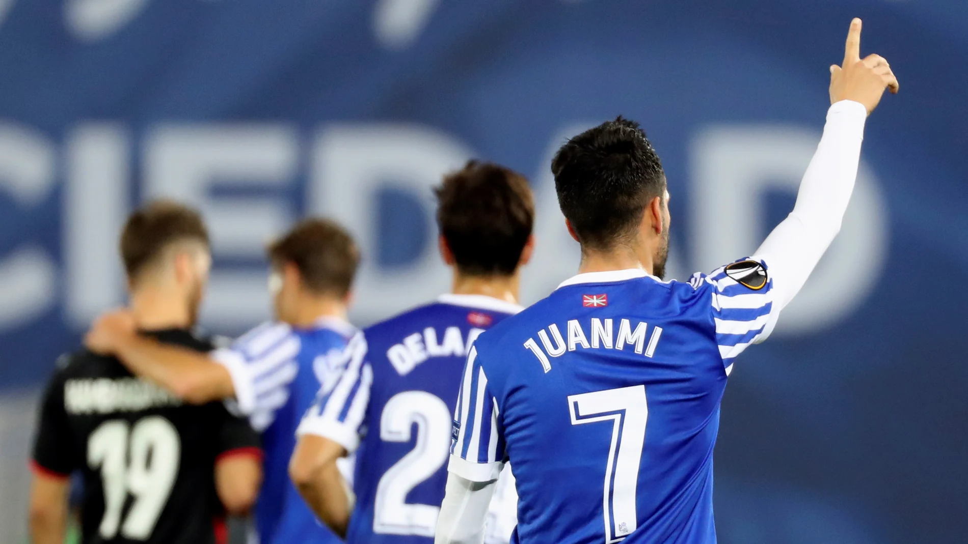 Juanmi celebra su gol contra el Vardar
