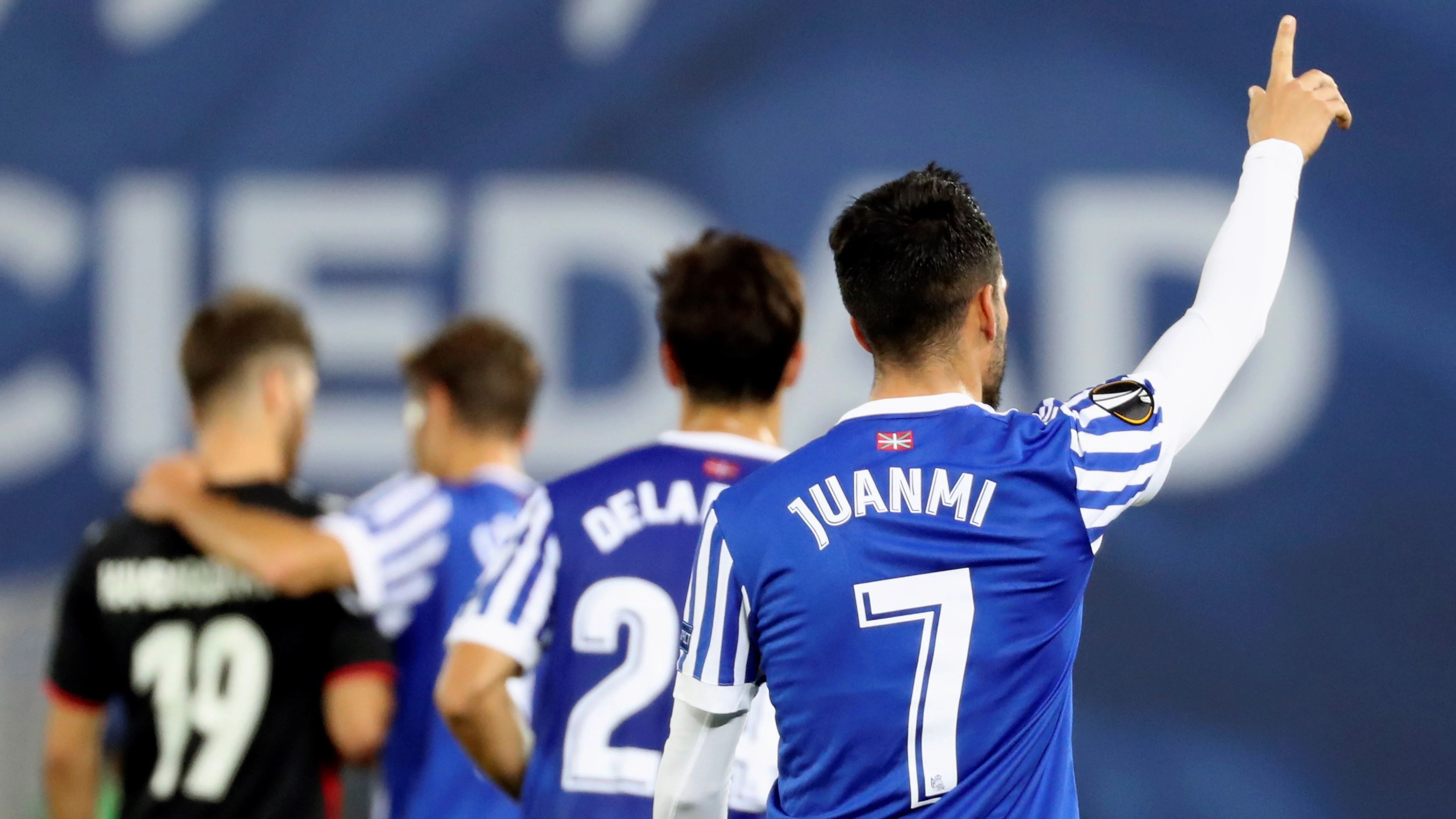 Juanmi celebra su gol contra el Vardar