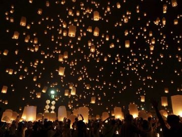 Festival Yi Peng, Tailandia Festival Yi Peng, Tailandia