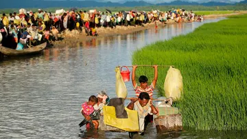 Refugiados rohinyás en la frontera entre Birmania y Bangladesh