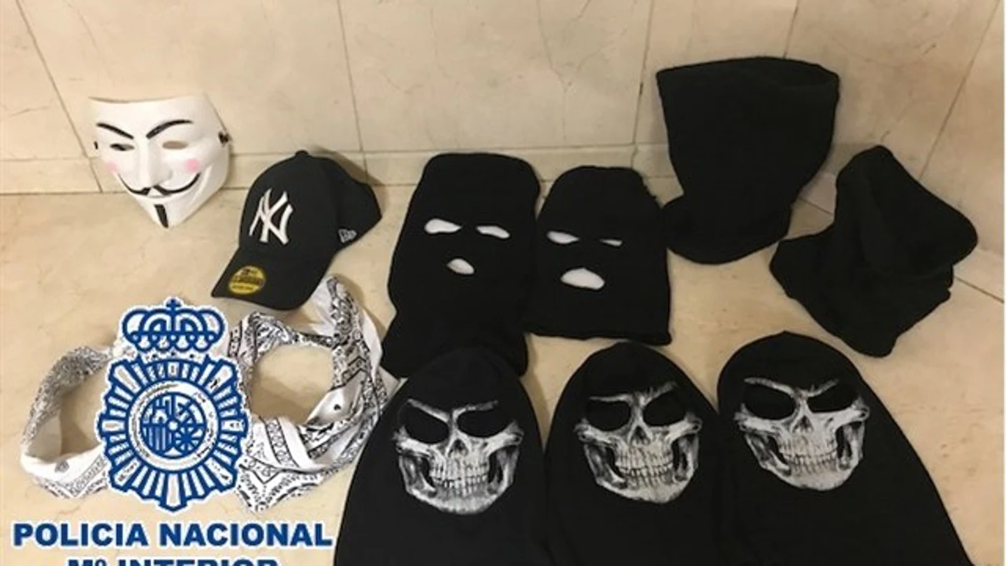 Caretas usadas para los asaltos Caretas usadas para los asaltos