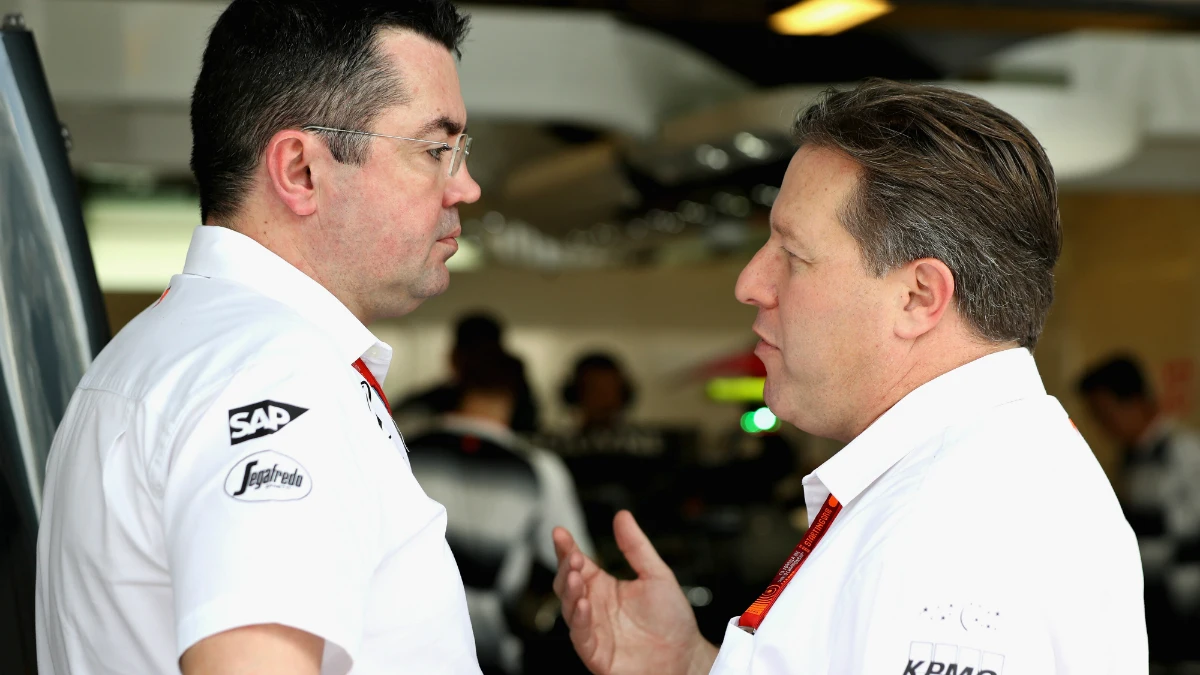 Eric Boullier, con Zak Brown