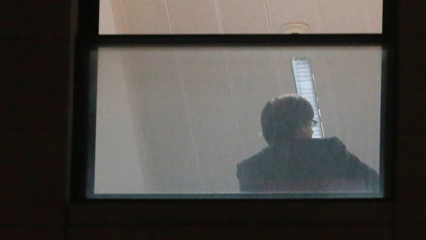 Carles Puigdemont, dentro de la sede de la Fiscalía belga Carles Puigdemont, dentro de la sede de la Fiscalía belga