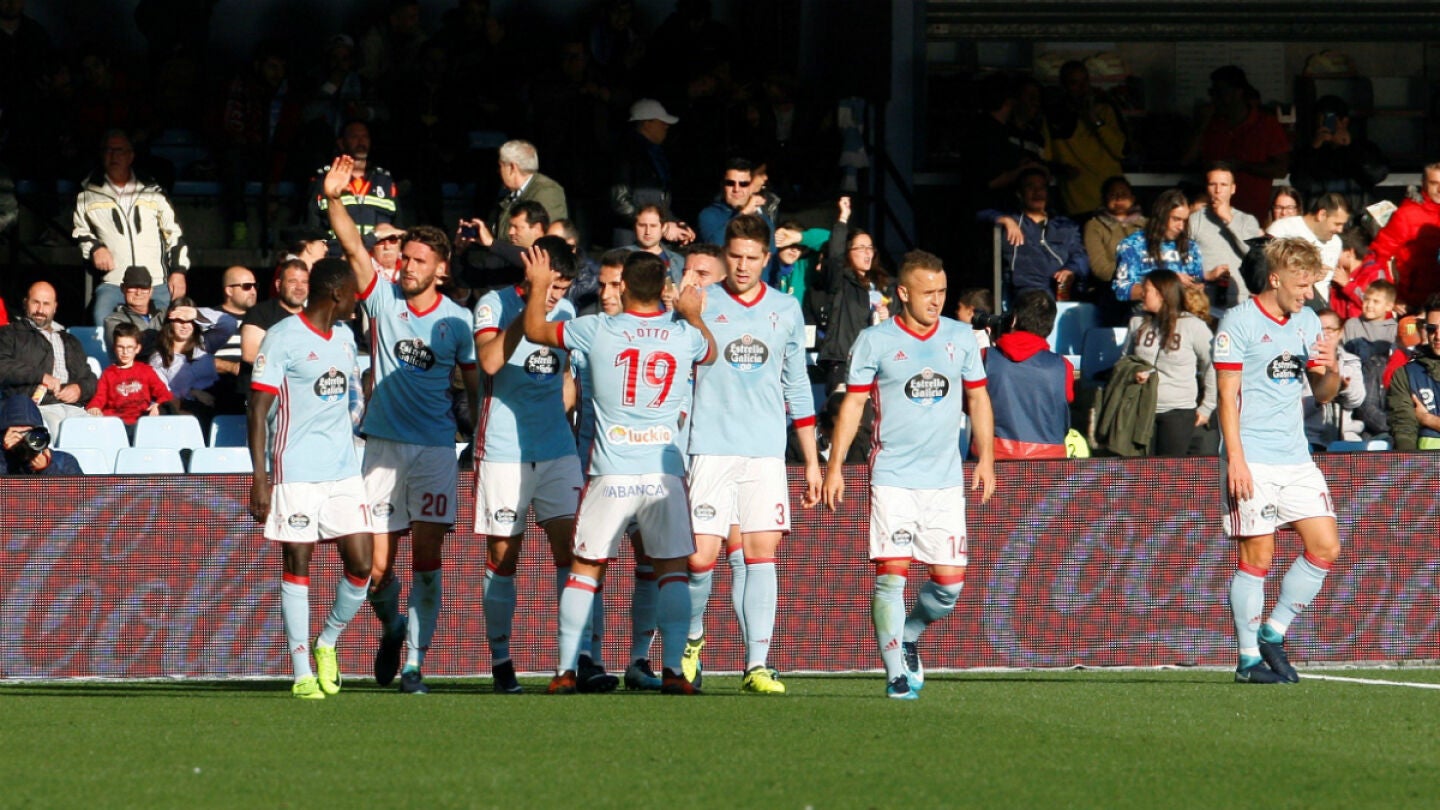 El Celta celebra un gol