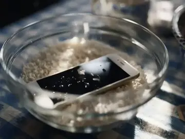 Samsung trolea a Apple por la evolución del iPhone en su último anuncio Samsung trolea a Apple por la evolución del iPhone en su último anuncio