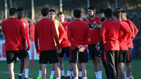 Koke y Carrasco regresan con el grupo