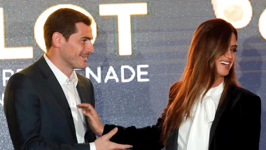 Casillas bromea tras recibir el Golden Foot Casillas bromea tras recibir el Golden Foot