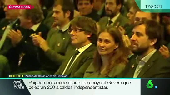 Puigdemont, en el acto de alcaldes independentistas en Bruselas Puigdemont, en el acto de alcaldes independentistas en Bruselas