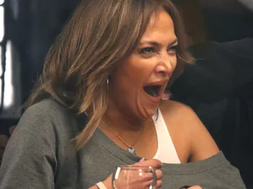 Jennifer Lopez se muere del aburrimiento Jennifer Lopez se muere del aburrimiento
