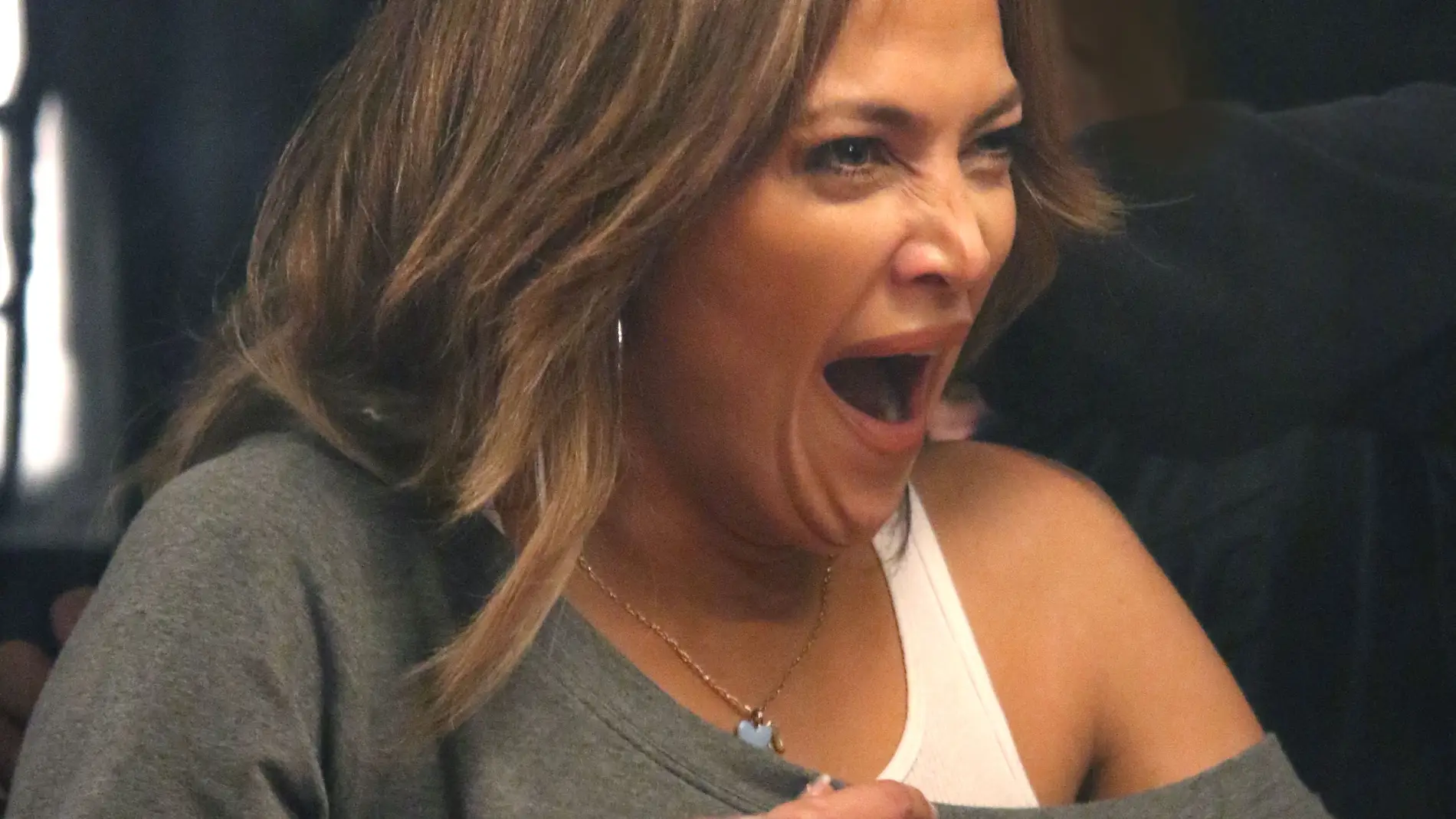 Jennifer Lopez se muere del aburrimiento 