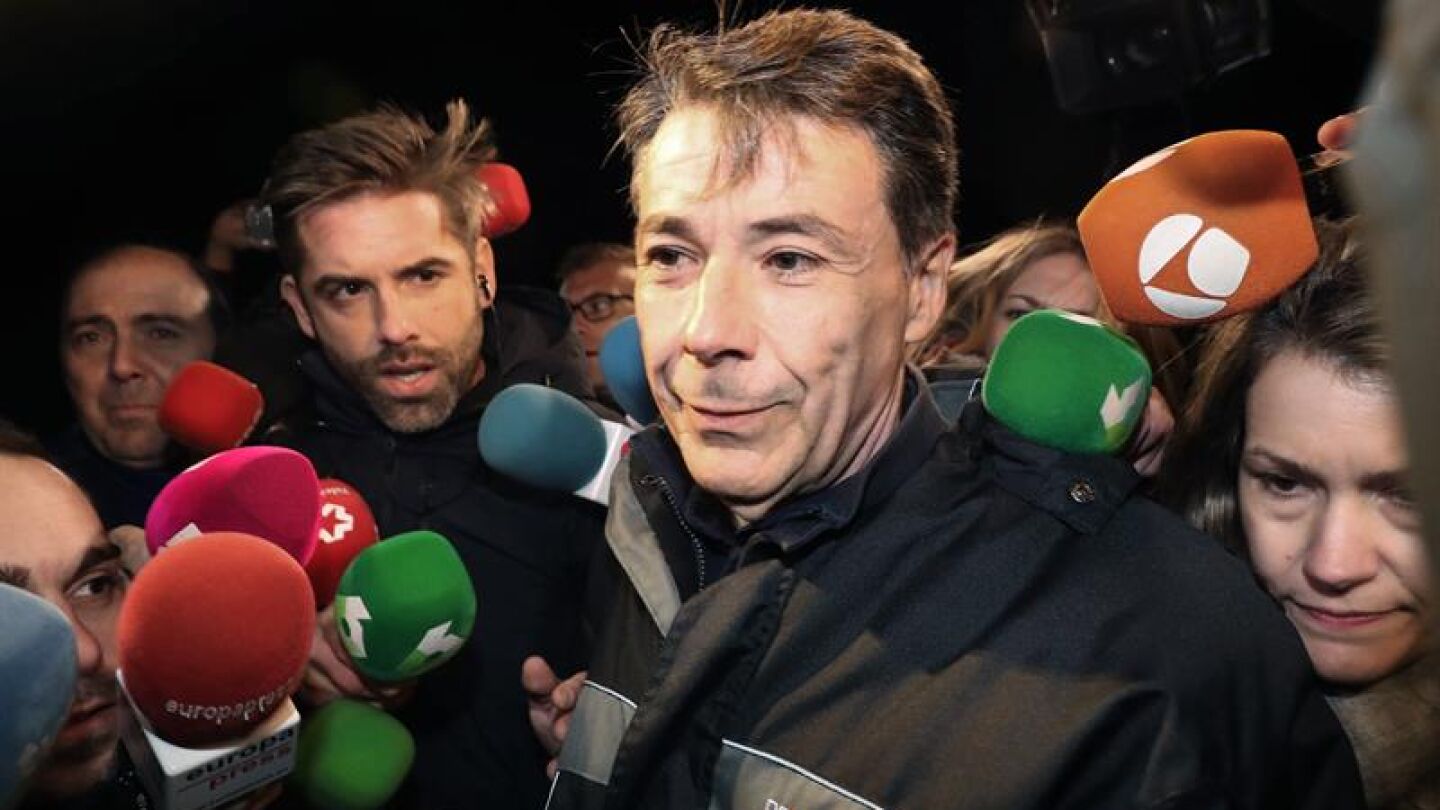 Ignacio Gonz&aacute;lez sale de la c&aacute;rcel tras pagar 400.000 euros de fianza