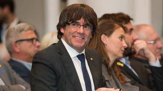 Puigdemont en el acto celebrado por 200 alcaldes independentistas en Bruselas Puigdemont en el acto celebrado por 200 alcaldes independentistas en Bruselas