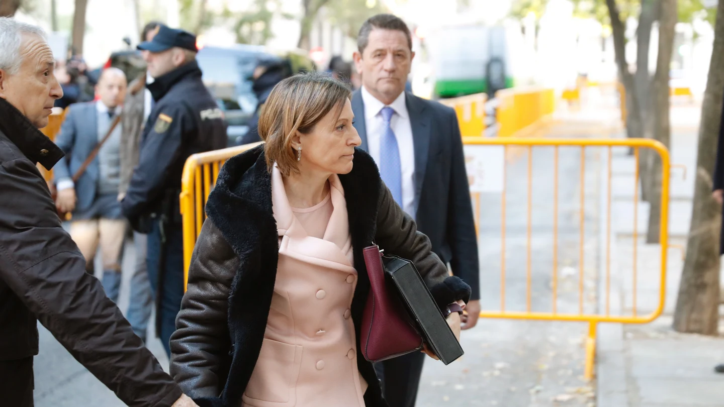 La presidenta del Parlament, Carme Forcadell, a su llegada hoy al Tribunal Supremo La presidenta del Parlament, Carme Forcadell, a su llegada hoy al Tribunal Supremo