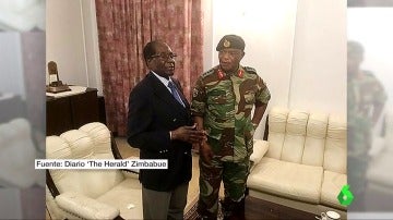 Mugabe se reúne con el alto mando del Ejército
