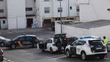 Un agente de la Guardia Civil ha resultado herido leve en Algeciras (Cádiz)