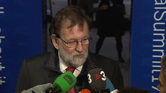 Rajoy, sobre la presunta amenaza de la que le acusa Rovira: "Es una enorme mentira y sobre todo es una vergüenza" Rajoy, sobre la presunta amenaza de la que le acusa Rovira: "Es una enorme mentira y sobre todo es una vergüenza"