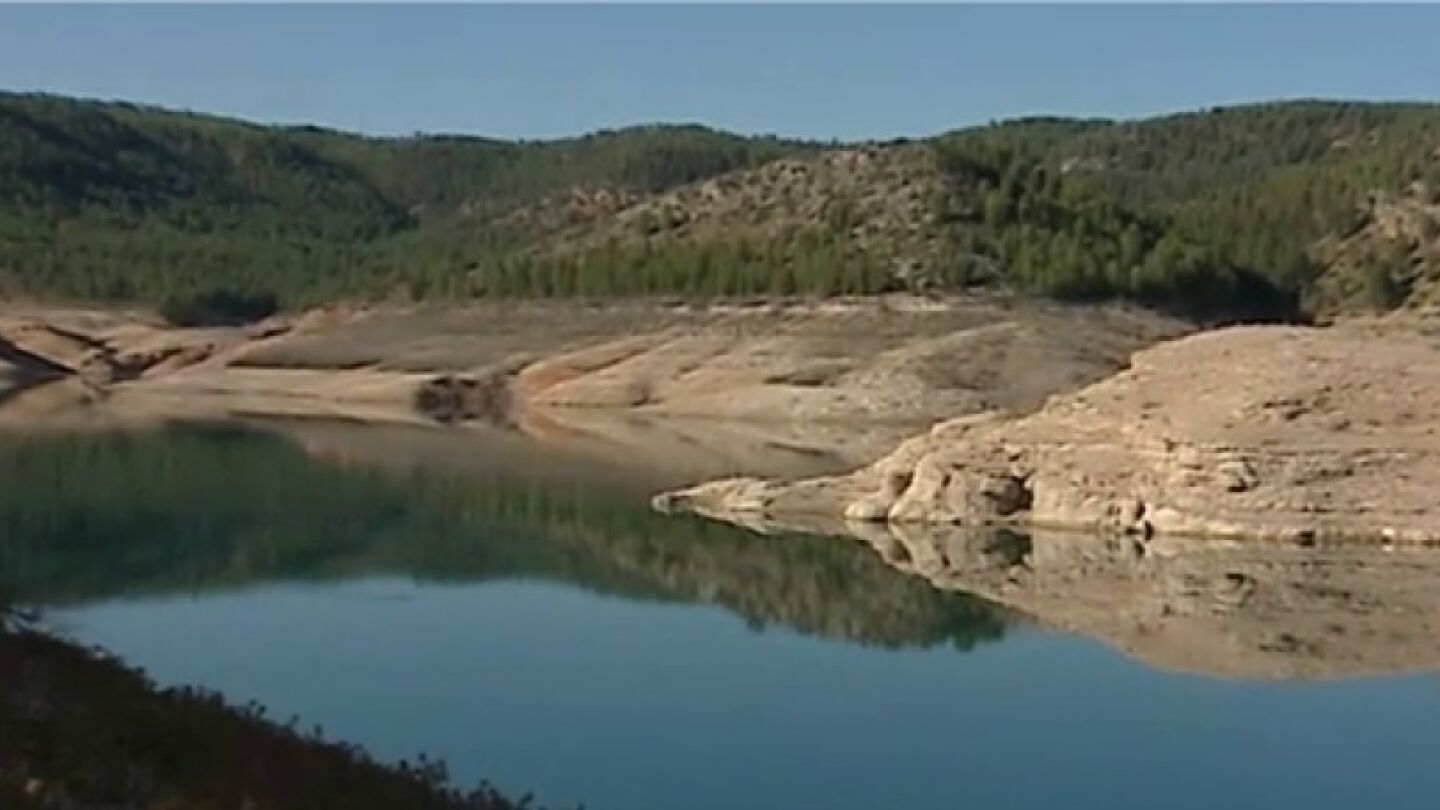 Imagen del embalse de Contreras